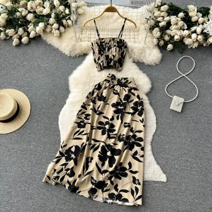 Holiday Floral Two-Piece Skirt Set - Image 4